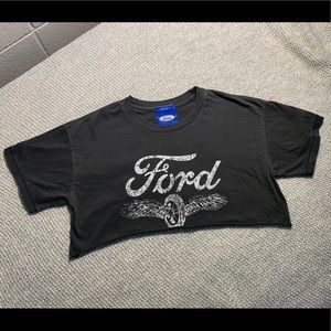 Ford Forever 21 Distressed Crop Top. Size M